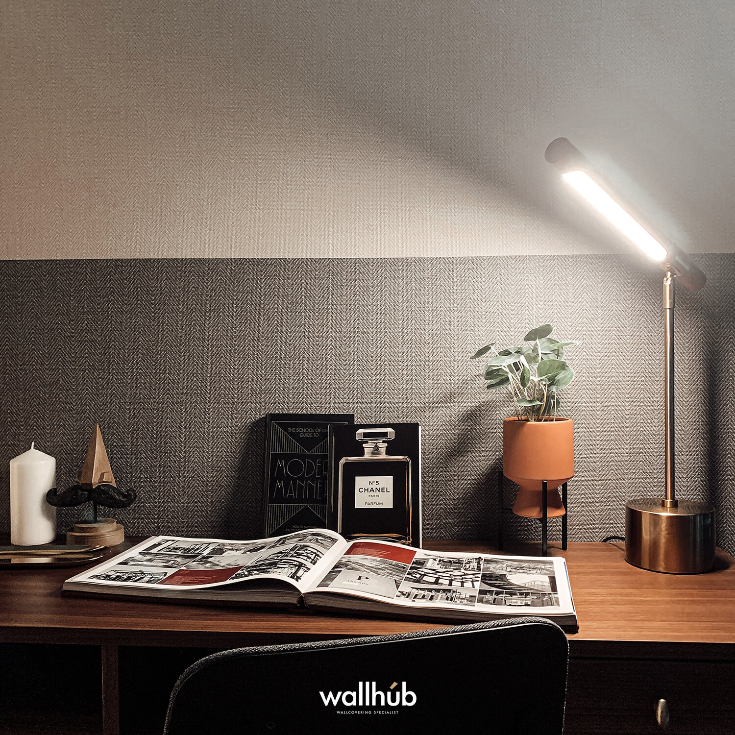 Wallhub Signature X1104-Series II