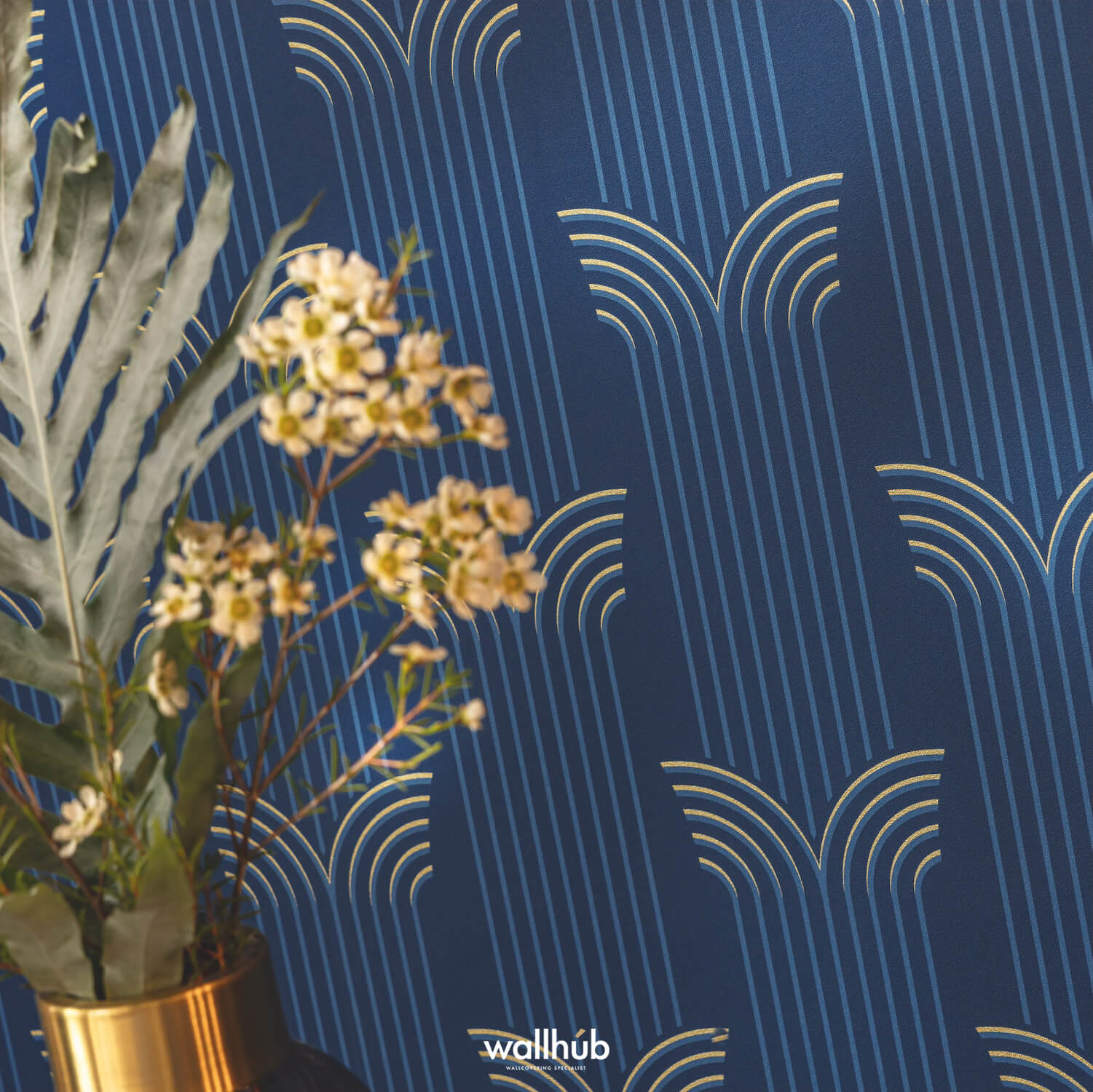 Wallhub Caselio Elegance_GLAMOUR_BLEU_OUTRE_MER_DORE_105296020 2