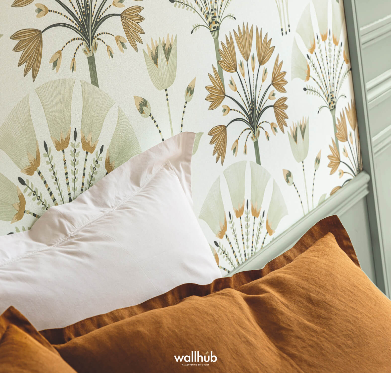 Wallhub Caselio Elegance_MAJESTIC_VERT_AMANDE_DORE_105277029 2