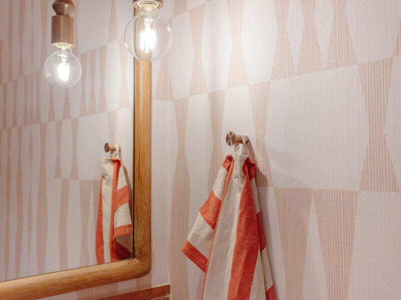 Minimalist Patterns Take Centre Stage