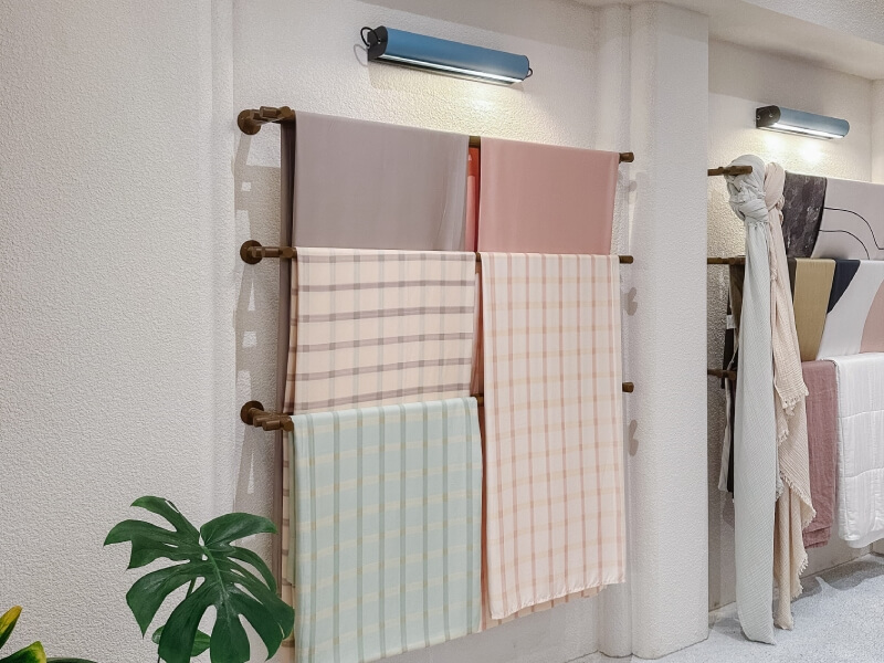 Mirrors, Lighting and Wallpaper Working Together