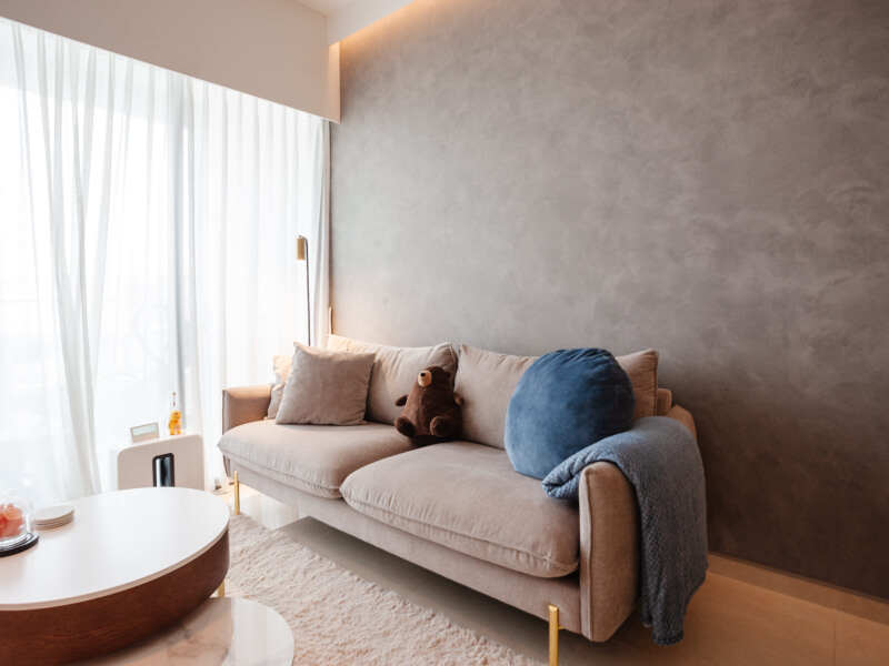Venetian Plaster: The Polished Stone Look